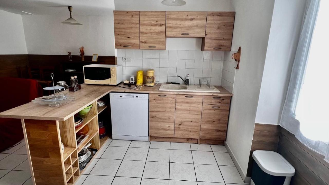 Superbe Appartement Aubessagne Екстериор снимка
